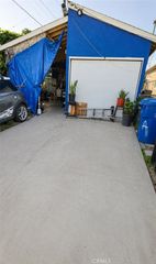 10749 Weigand Avenue, Los Angeles, CA 90059