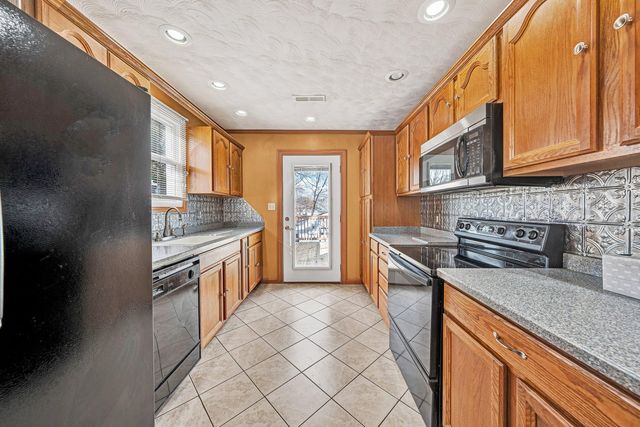 2504 Avalon AVE, Roanoke, VA 24012