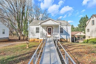 2504 Avalon AVE, Roanoke, VA 24012