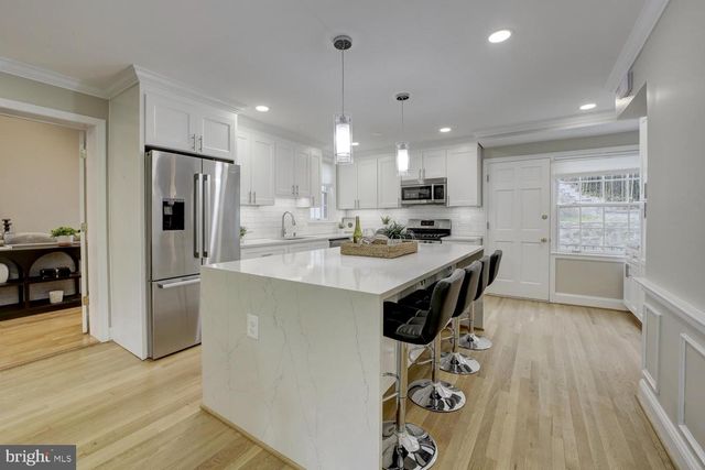 5709 ROCKMERE DR, Bethesda, MD 20816