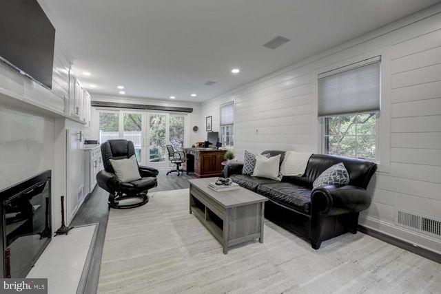 5709 ROCKMERE DR, Bethesda, MD 20816