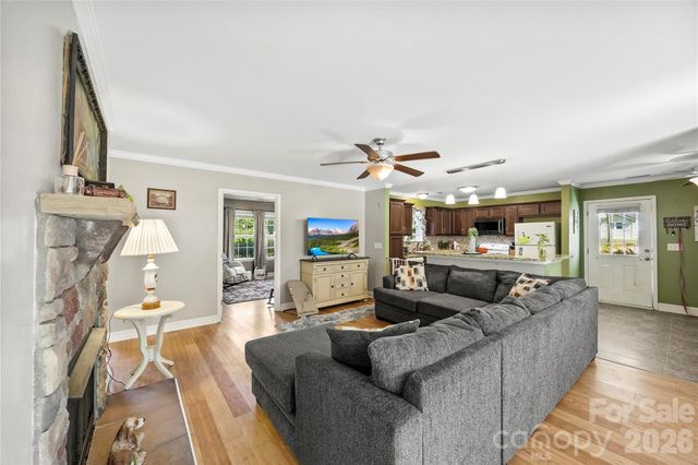 5250 Hickory Grove Road, Mount Holly, NC 28120