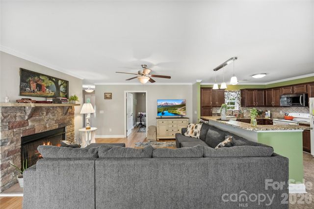 5250 Hickory Grove Road, Mount Holly, NC 28120