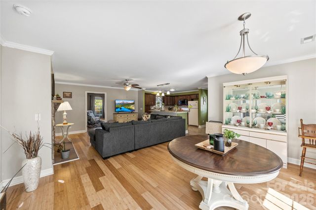 5250 Hickory Grove Road, Mount Holly, NC 28120