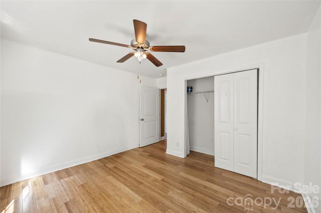 5250 Hickory Grove Road, Mount Holly, NC 28120