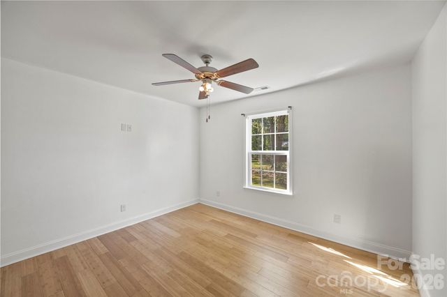 5250 Hickory Grove Road, Mount Holly, NC 28120