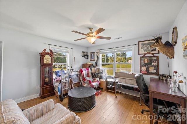 5250 Hickory Grove Road, Mount Holly, NC 28120