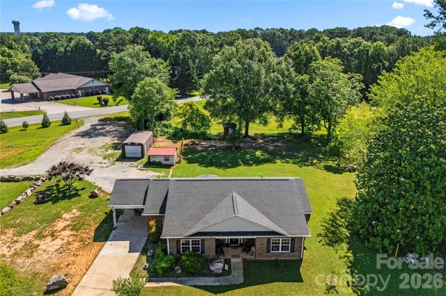 5250 Hickory Grove Road, Mount Holly, NC 28120