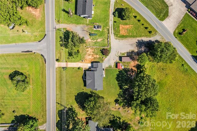 5250 Hickory Grove Road, Mount Holly, NC 28120