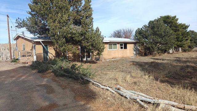 251 Howell Road, Estancia, NM 87016