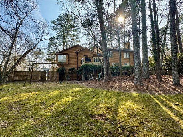 2691 Holly Springs Drive, Snellville, GA 30078