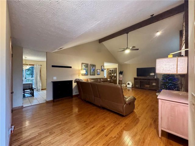 2691 Holly Springs Drive, Snellville, GA 30078