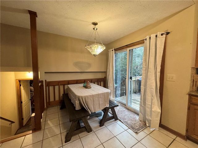 2691 Holly Springs Drive, Snellville, GA 30078