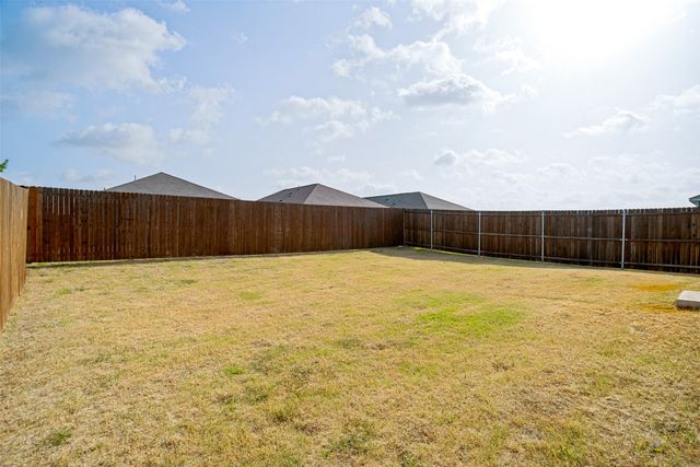 310 Mahogany Lane, Princeton, TX 75407