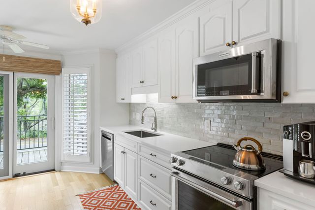 1940 Marsh Oak Lane, Seabrook Island, SC 29455