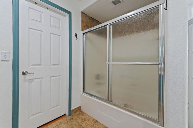 1763 N Carnegie Avenue, Fresno, CA 93722