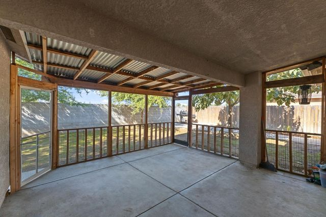 1763 N Carnegie Avenue, Fresno, CA 93722