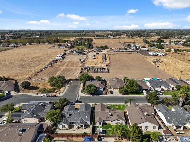1763 N Carnegie Avenue, Fresno, CA 93722