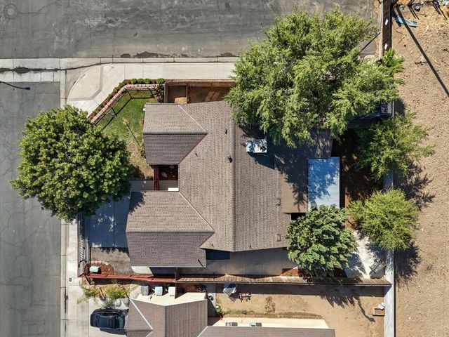 1763 N Carnegie Avenue, Fresno, CA 93722