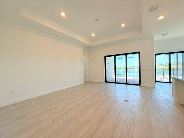 4821 LONG POINT RUN, Lakewood Ranch, FL 34211