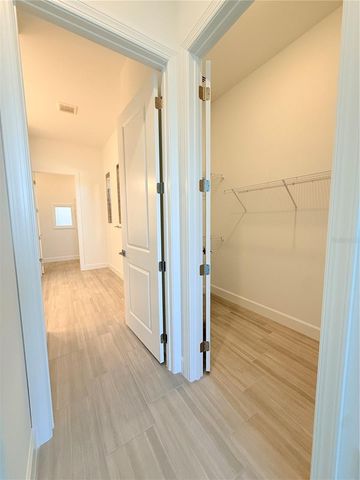 4821 LONG POINT RUN, Lakewood Ranch, FL 34211