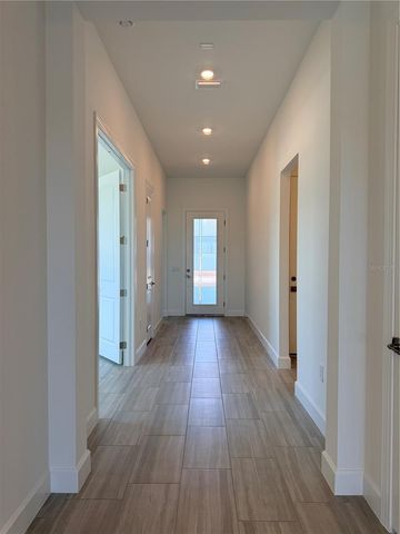 4821 LONG POINT RUN, Lakewood Ranch, FL 34211