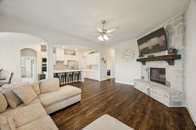 8795 County Road 502, Blue Ridge, TX 75424