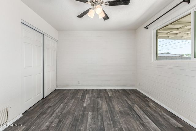 801 E RUTH Avenue, Phoenix, AZ 85020