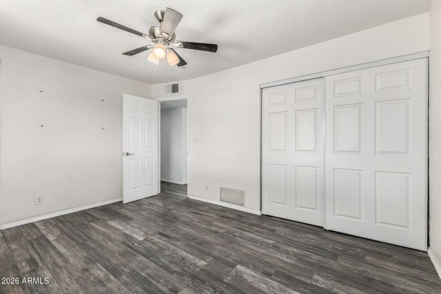 801 E RUTH Avenue, Phoenix, AZ 85020