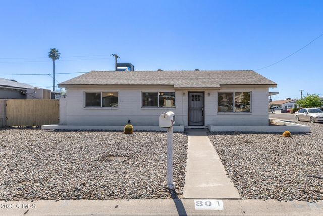 801 E RUTH Avenue, Phoenix, AZ 85020