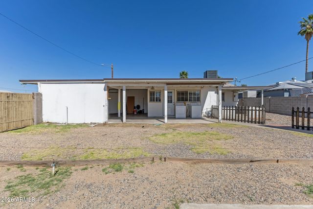 801 E RUTH Avenue, Phoenix, AZ 85020