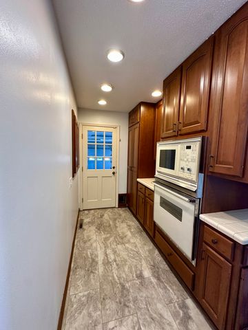 3 Hettinger Court, Monticello, IL 61856