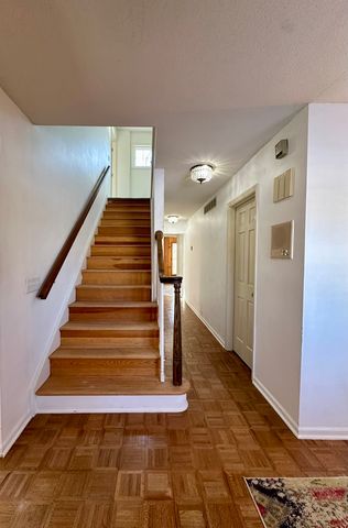 3 Hettinger Court, Monticello, IL 61856