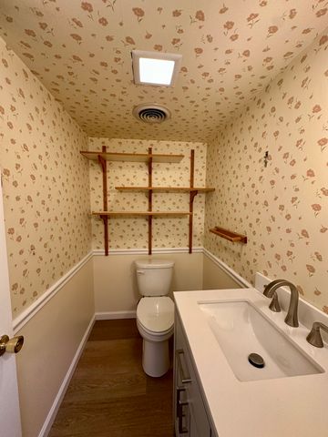 3 Hettinger Court, Monticello, IL 61856