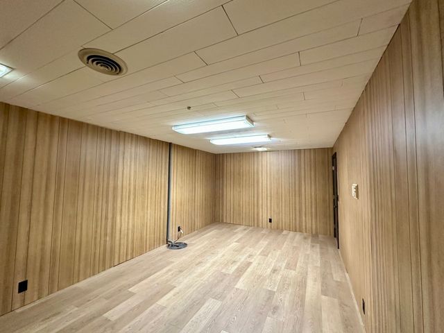 3 Hettinger Court, Monticello, IL 61856