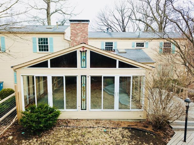 3 Hettinger Court, Monticello, IL 61856