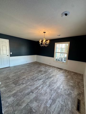 3 Hettinger Court, Monticello, IL 61856