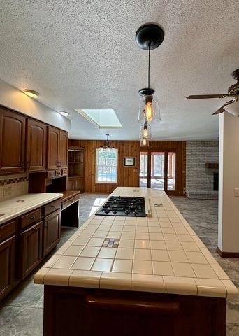 3 Hettinger Court, Monticello, IL 61856