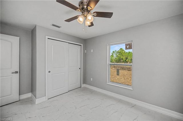 5033 N Peachtree CIR, Labelle, FL 33935