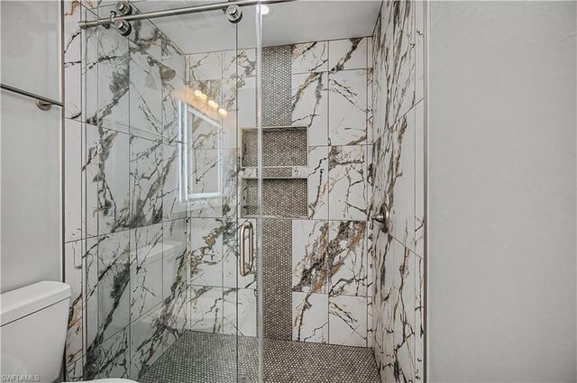 5033 N Peachtree CIR, Labelle, FL 33935