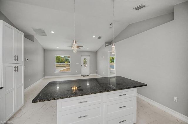 5033 N Peachtree CIR, Labelle, FL 33935