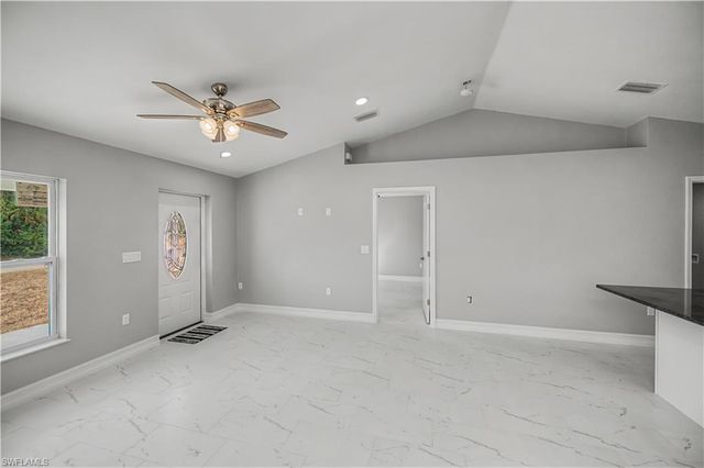 5033 N Peachtree CIR, Labelle, FL 33935