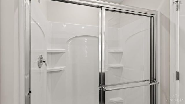 1872 Vista Lake Drive, Goshen Twp, OH 45122