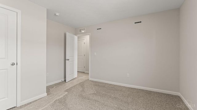 1872 Vista Lake Drive, Goshen Twp, OH 45122