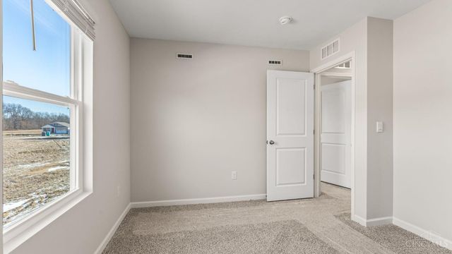 1872 Vista Lake Drive, Goshen Twp, OH 45122