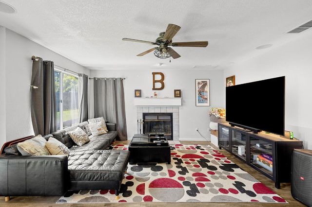 6616 Goldenwood Cir, Citrus Heights, CA 95621