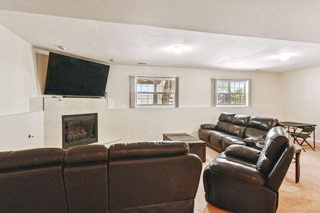 10367 Trevino Street, Crown Point, IN 46307