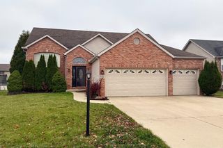 10367 Trevino Street, Crown Point, IN 46307