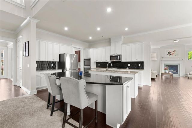 606 Taymack W, Woodstock, GA 30188