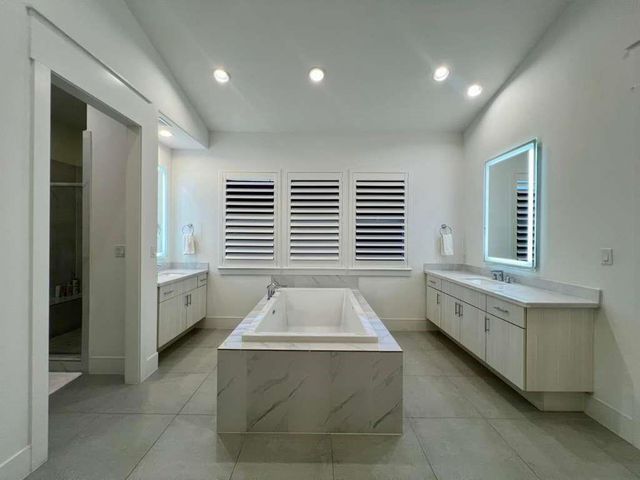 9811 Mocking Bird Hill Lane, Houston, TX 77080